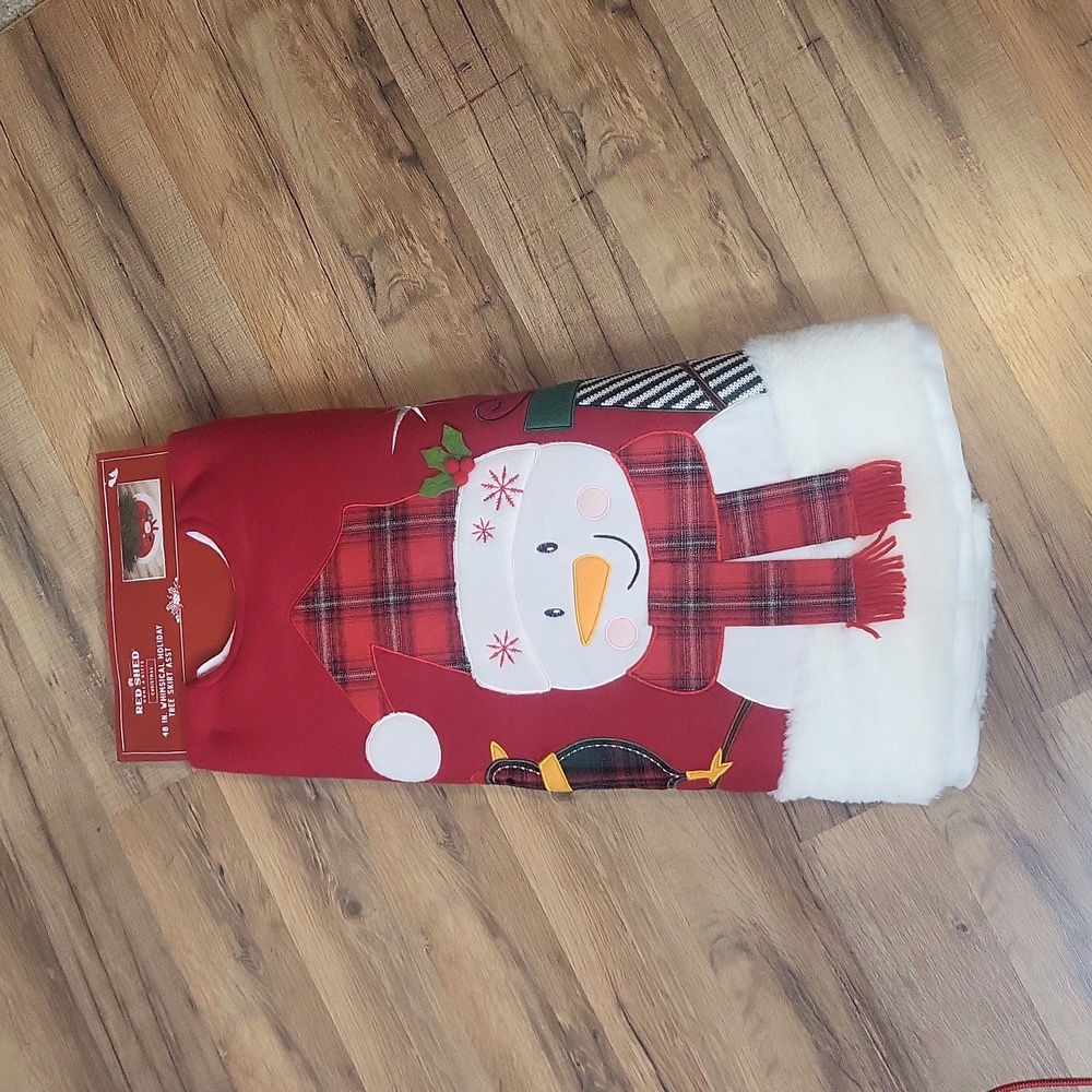 RED SHED Red White 48" Whimsical Frosty Snowman Felt & Faux Fur Tree Ski…